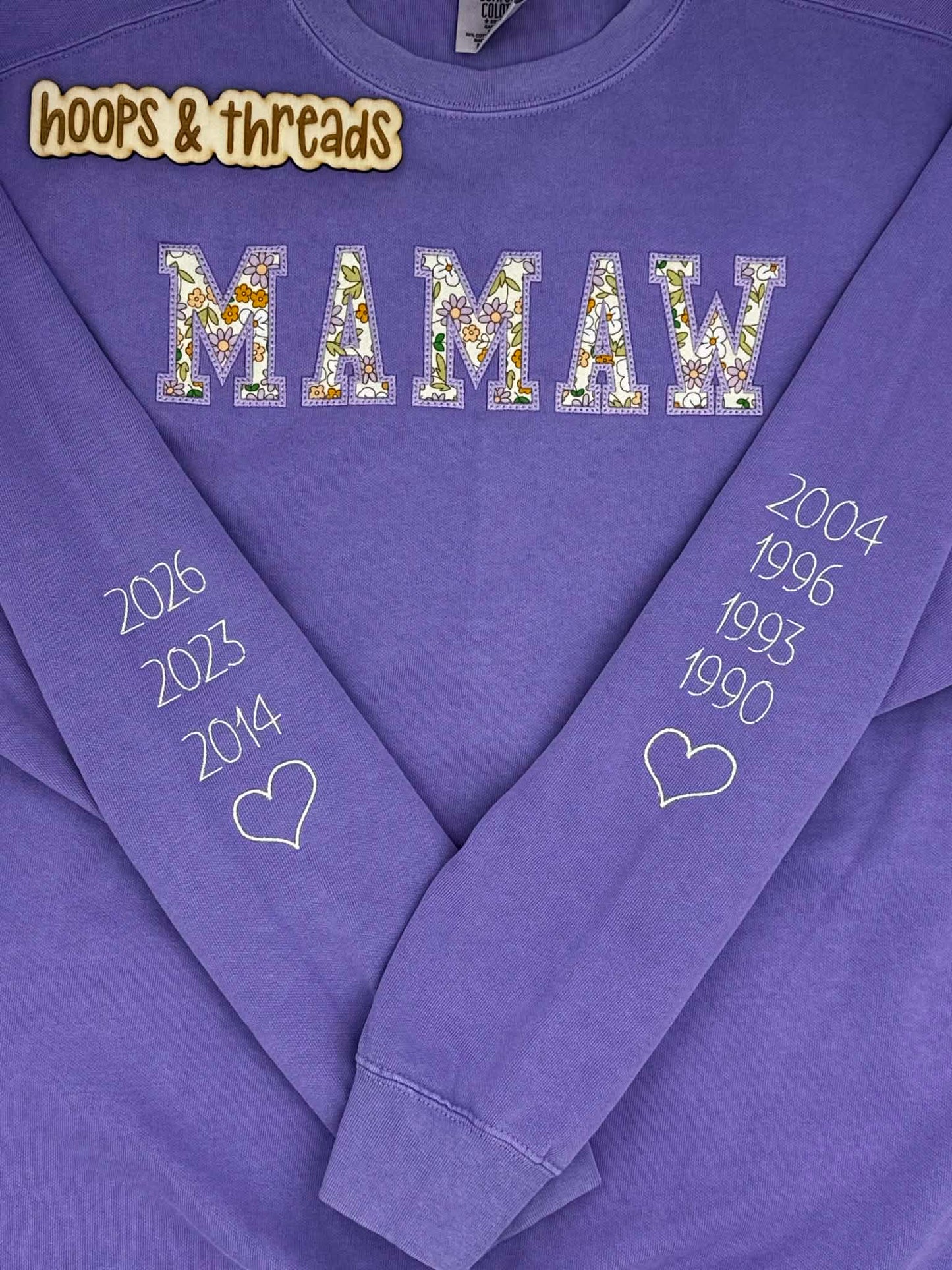 Custom "Mama" Appliqué Sweatshirt Using Baby Clothes – Gildan Unisex Heavy Blend™ Crewneck