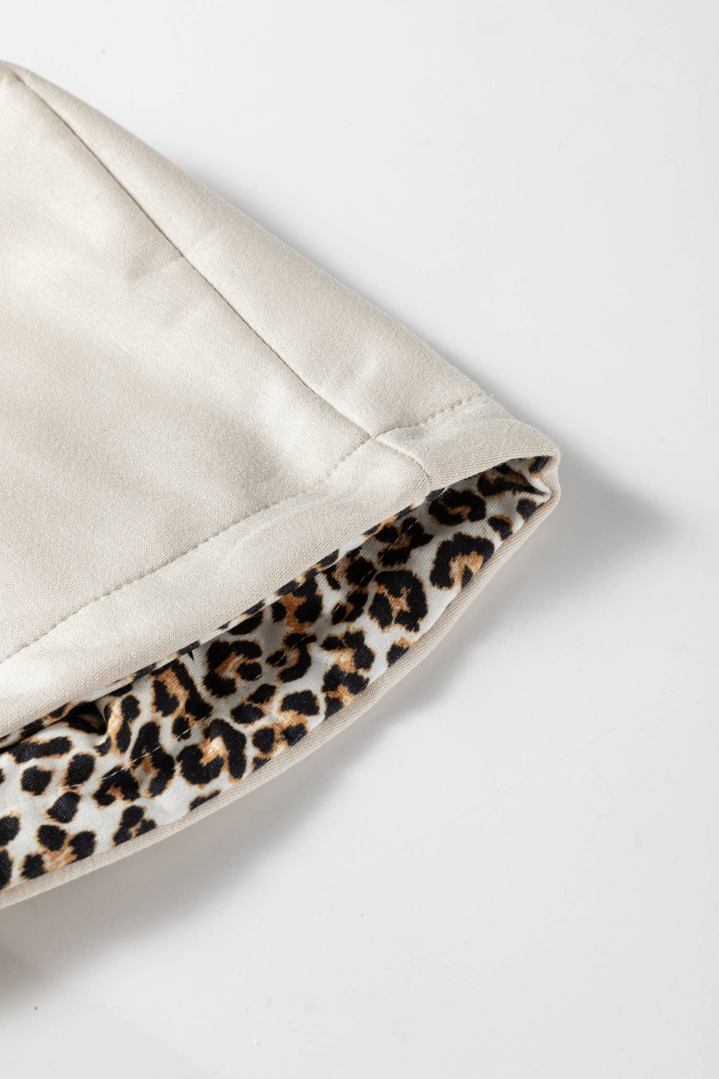 Spring 2026 Leopard Contrast Drawstring Hood Top (S-XL)