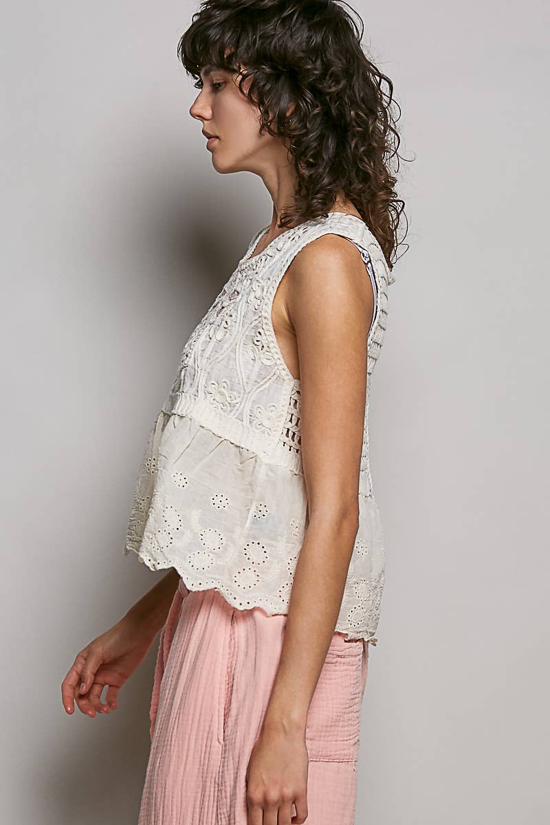 Boho Crochet Ribbon Motif Scalloped Trim Sleeveless Top
