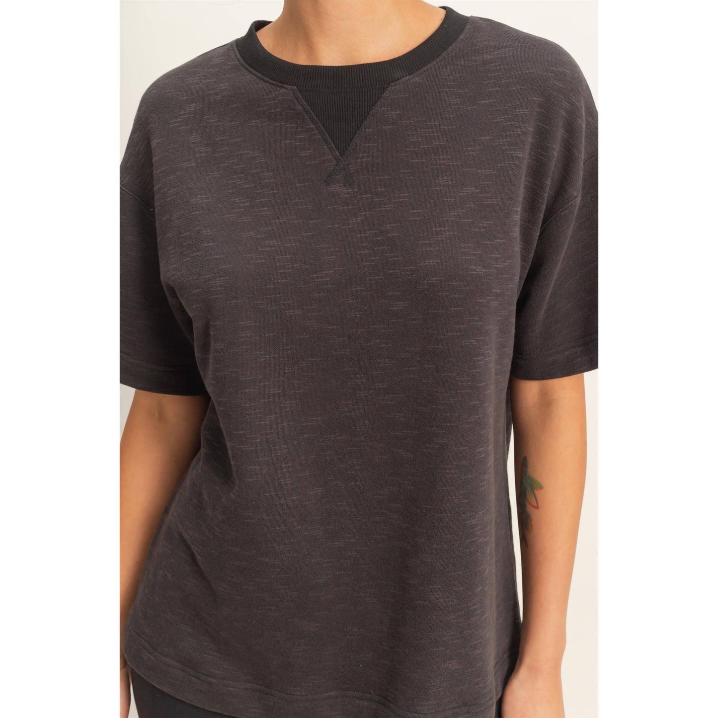 Crew Neck Short Sleeve Top
