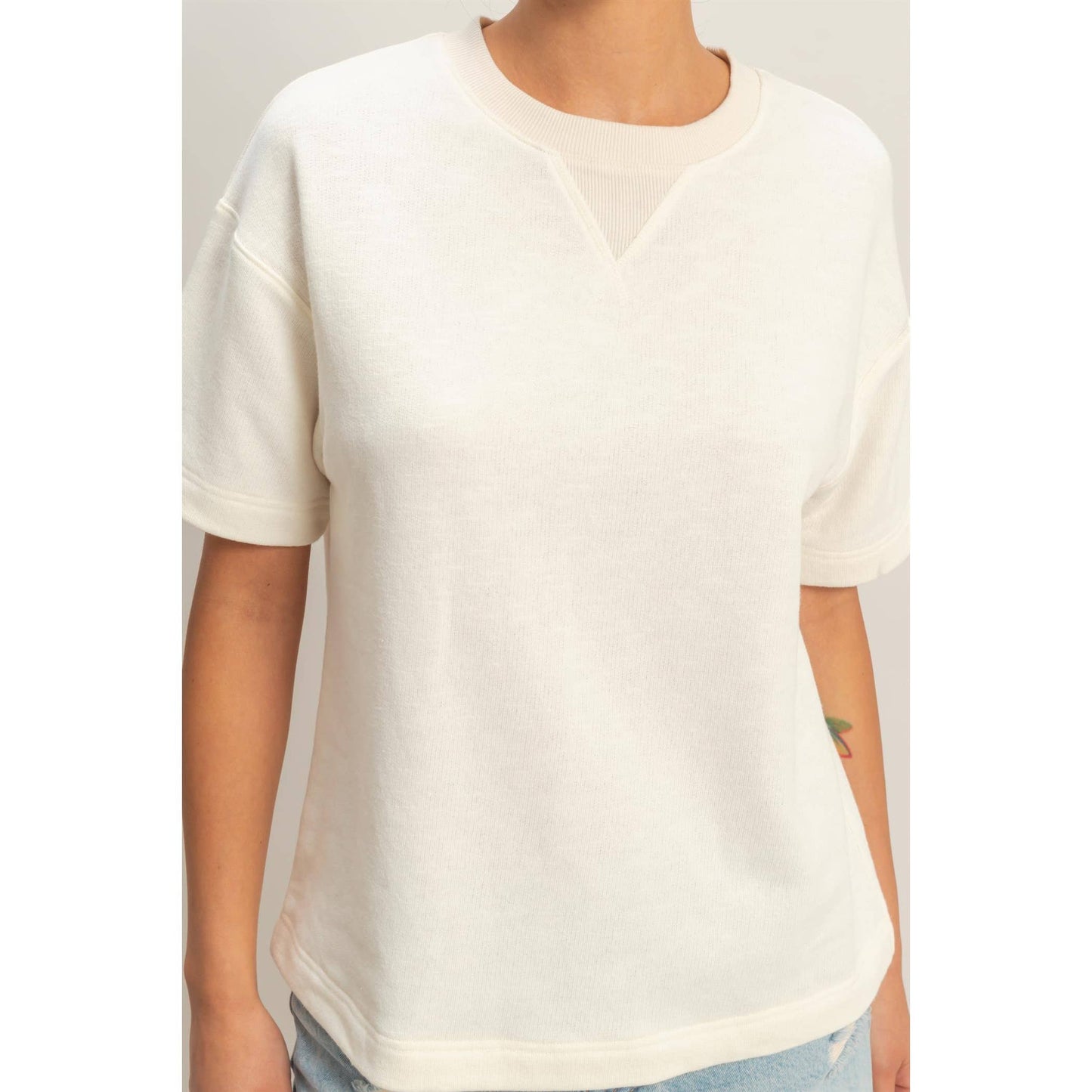 Crew Neck Short Sleeve Top
