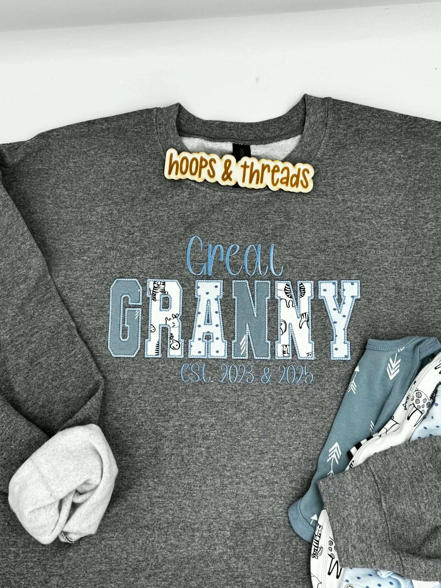 Custom "Mama" Appliqué Sweatshirt Using Baby Clothes – Gildan Unisex Heavy Blend™ Crewneck