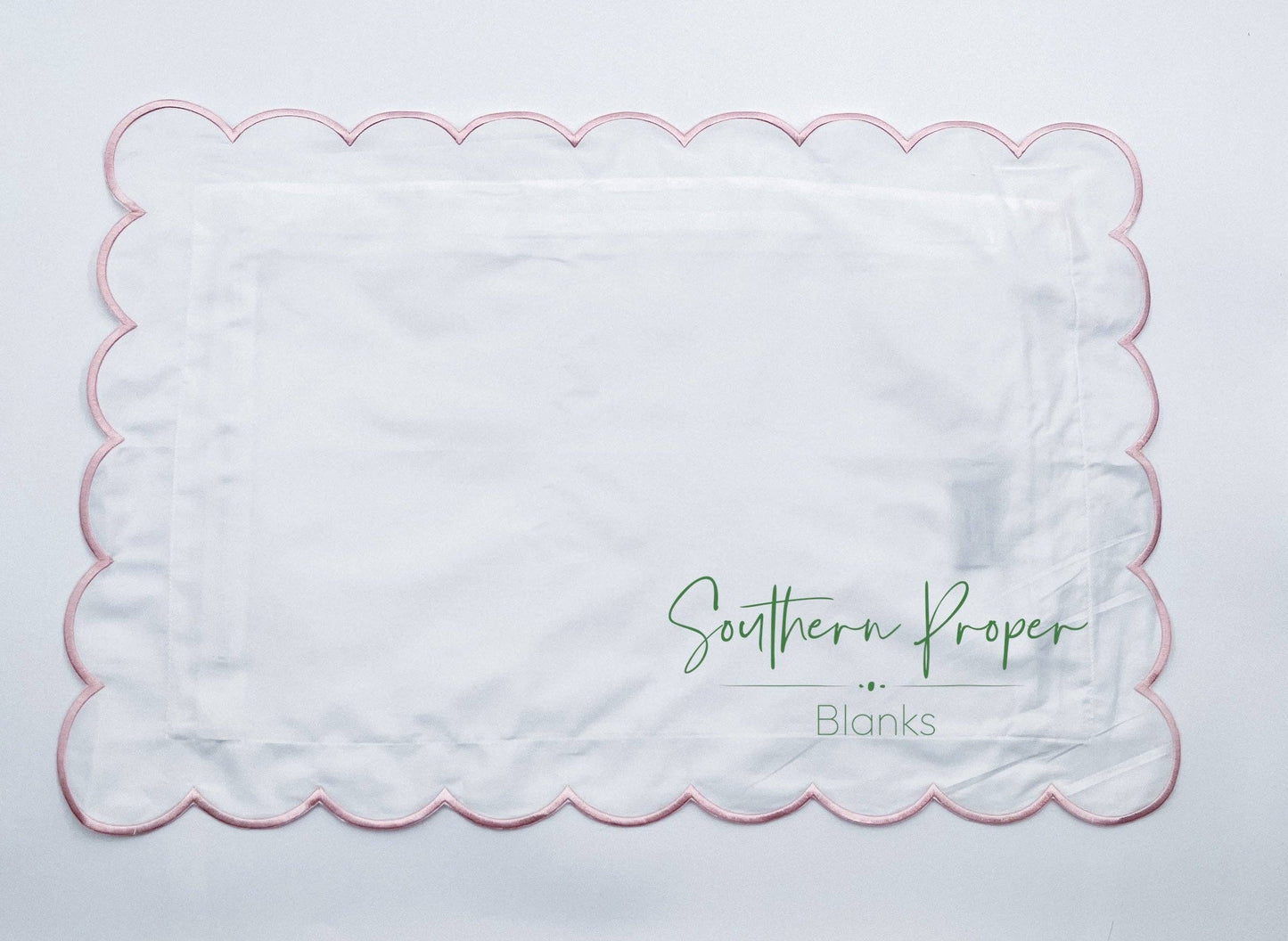 Pillowcase - Scalloped edge